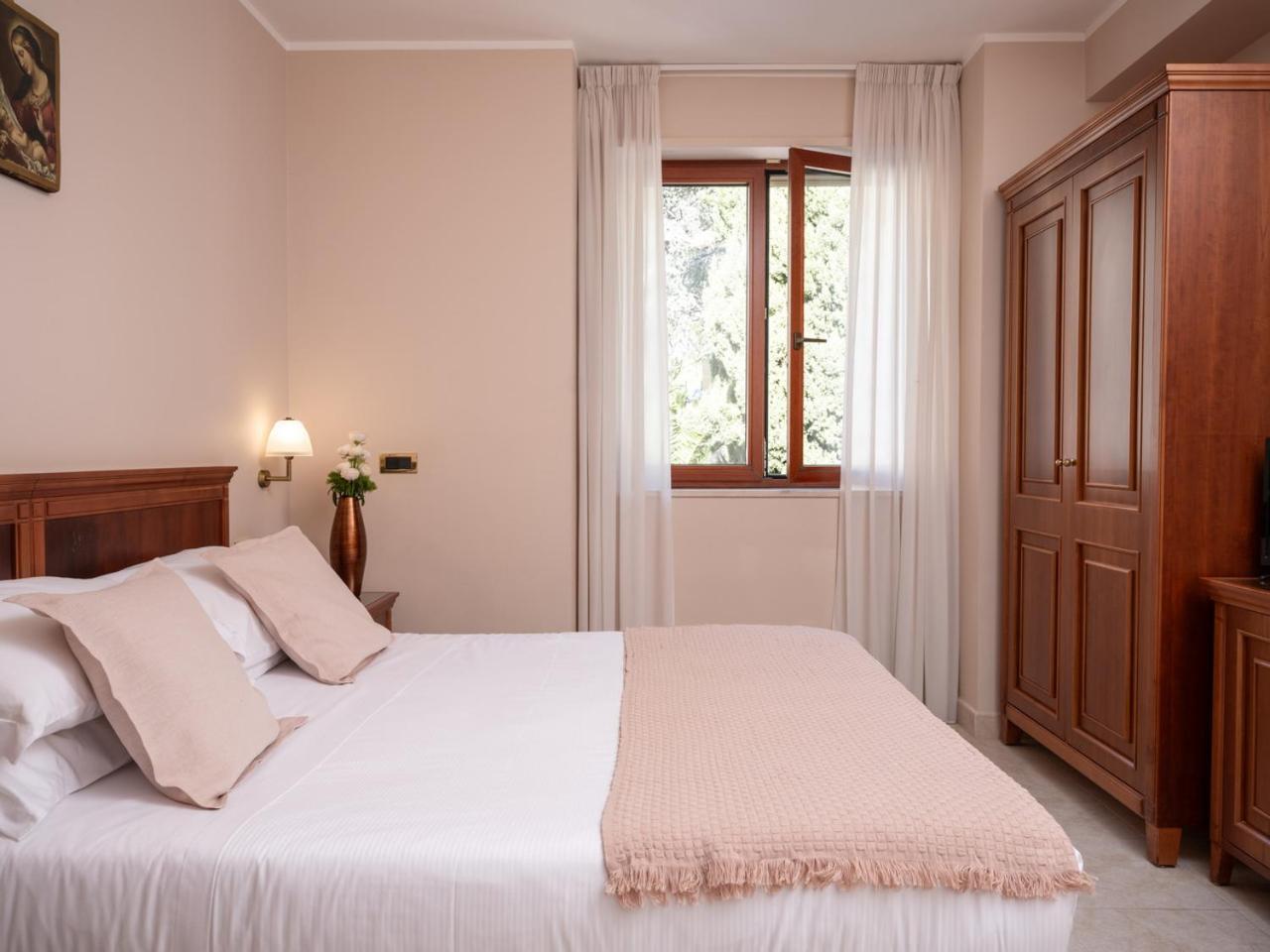 Hotel San Pio San Giovanni Rotondo Buitenkant foto